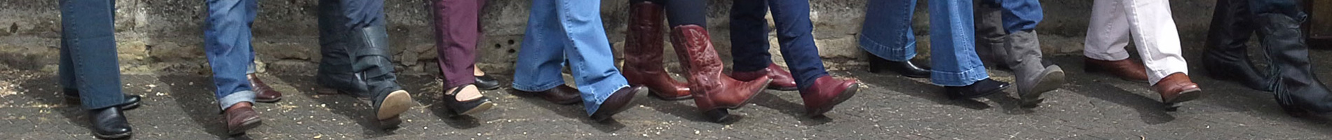 line dancing class - karen holtom grapeviners teacher